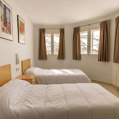 Albergue Inturjoven Sierra Nevada Esterno foto