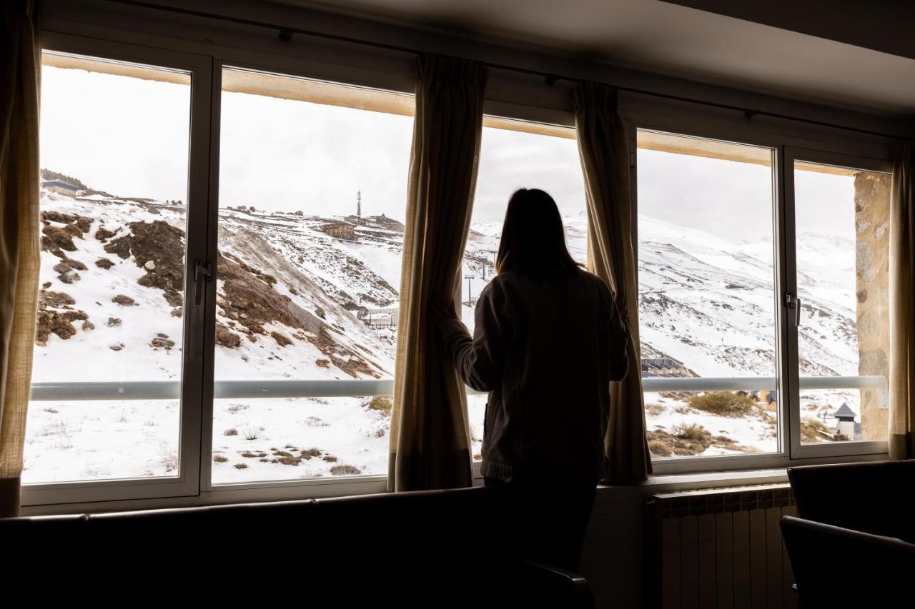 Albergue Inturjoven Sierra Nevada Esterno foto