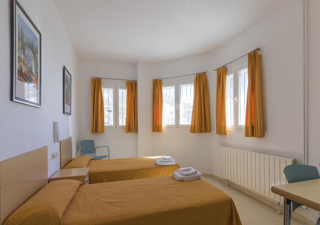 Albergue Inturjoven Sierra Nevada Esterno foto