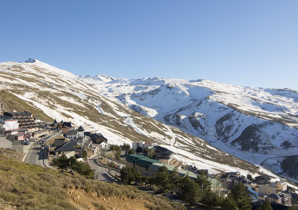 Albergue Inturjoven Sierra Nevada Esterno foto